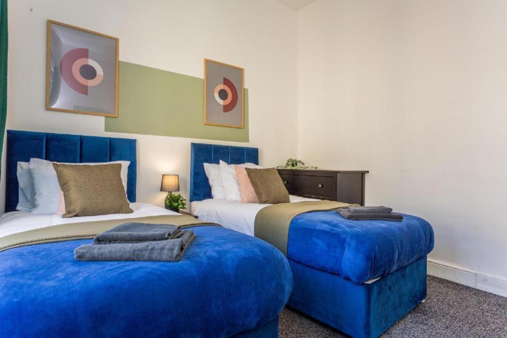 Newcastle'S Most Central Apartment - Sleeps 10 Εξωτερικό φωτογραφία
