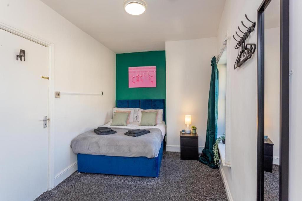Newcastle'S Most Central Apartment - Sleeps 10 Εξωτερικό φωτογραφία