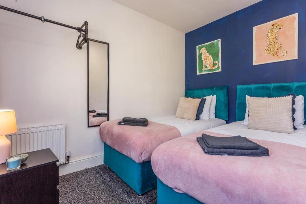 Newcastle'S Most Central Apartment - Sleeps 10 Εξωτερικό φωτογραφία