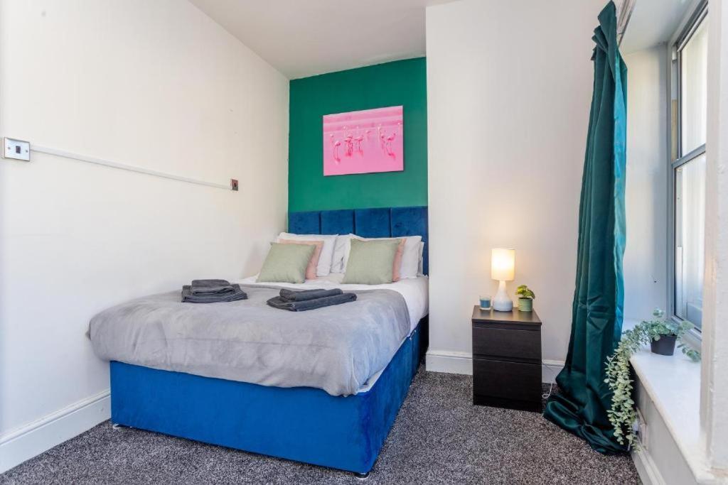 Newcastle'S Most Central Apartment - Sleeps 10 Εξωτερικό φωτογραφία